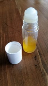 Why I Stopped Making Homemade Lotion plus 3 Simple Moisturizing Recipes to use instead. Non greasy lotion with coconut oil, shea butter and other moisturizing oils. Homemade lotion is easy with 3 ingredients or less and the recipes are great for kids too! @naturalsoapmom.com #diylotion #lotionrecipe #dryskin #dryskinremedies #dryskinrelief #dryskinproblems