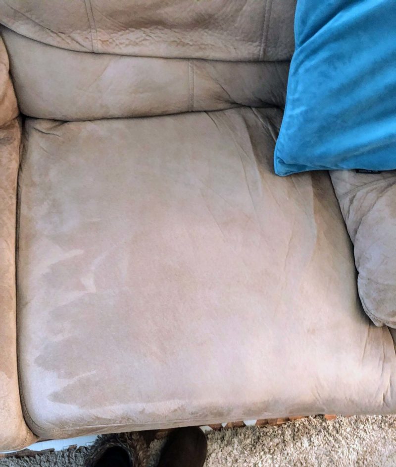 how to get stains out of couch pillows